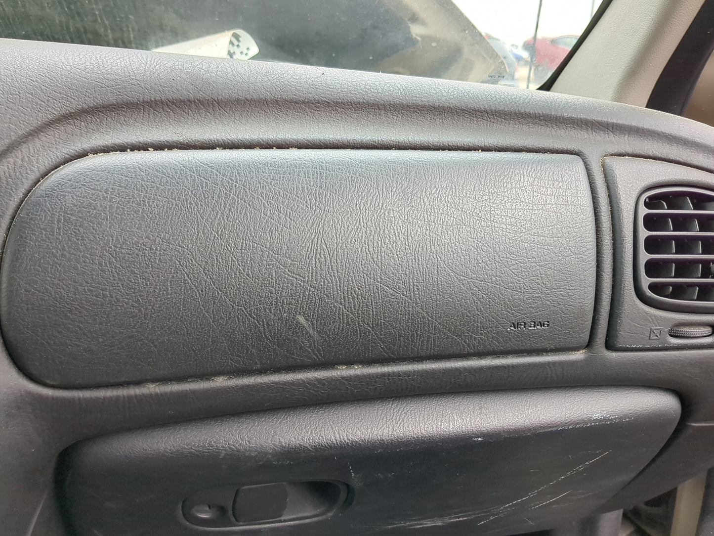 2005 Chevrolet Trailblazer Air Bag Passenger Right Dashboard OEM Fits OEM Used Auto Parts - Oemusedautoparts1.com