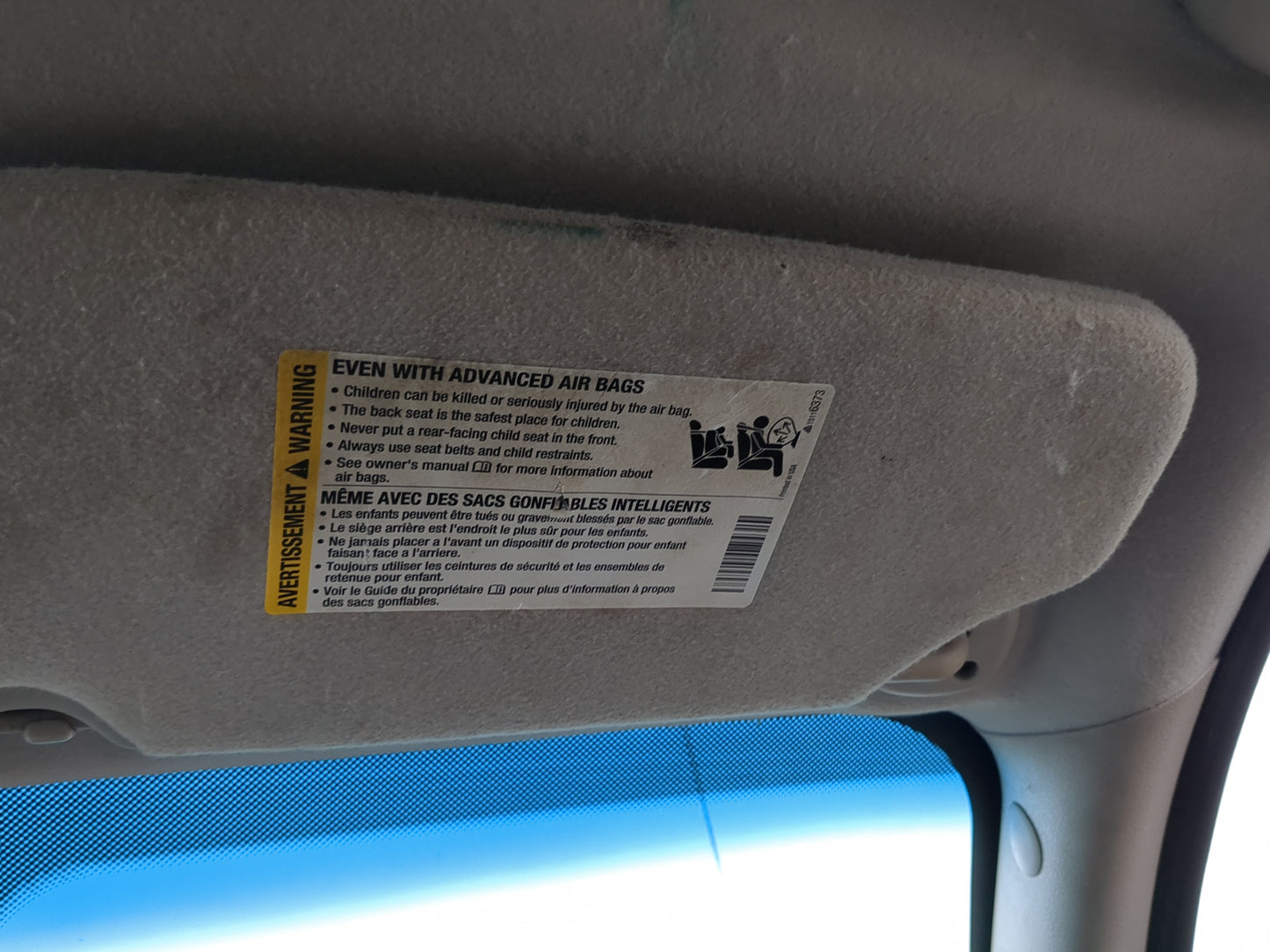 2005-2007 Chevrolet Trailblazer Sun Visor Shade Replacement Passenger Right Mirror Fits Fits 2005 2006 2007 OEM Used Auto Pa