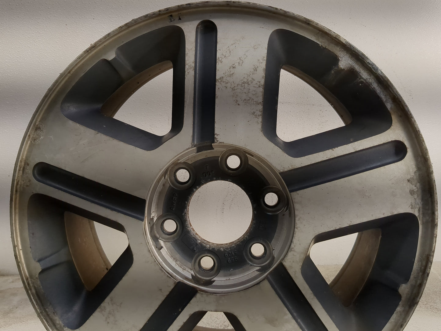 2004-2009 Chevrolet Trailblazer Oem Wheel Rim 1212649 - Oemusedautoparts1.com