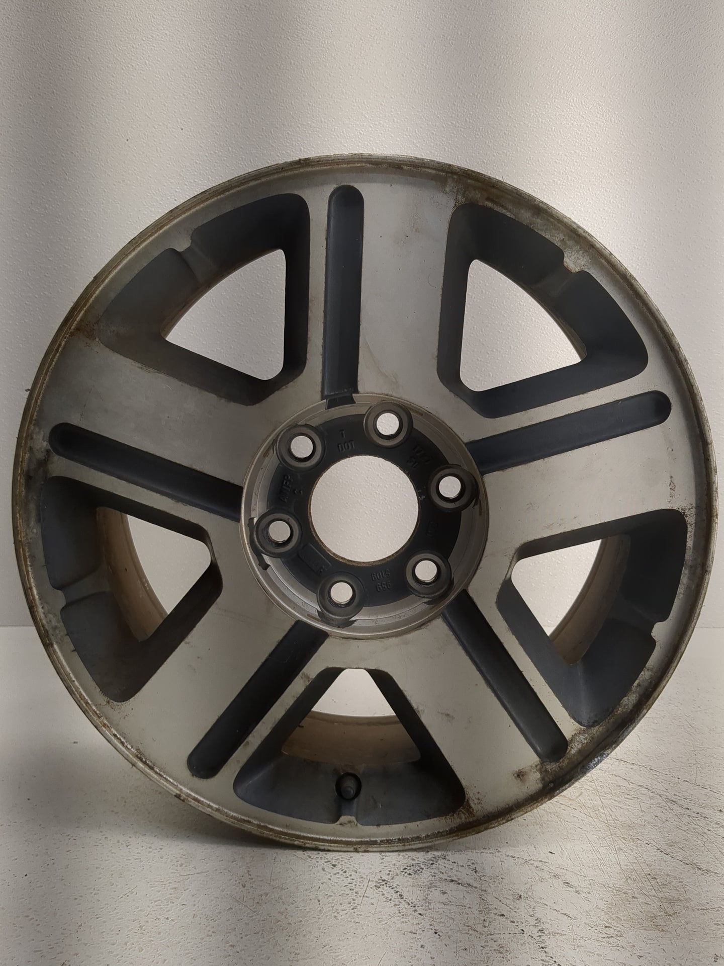 2004-2009 Chevrolet Trailblazer Oem Wheel Rim - Oemusedautoparts1.com