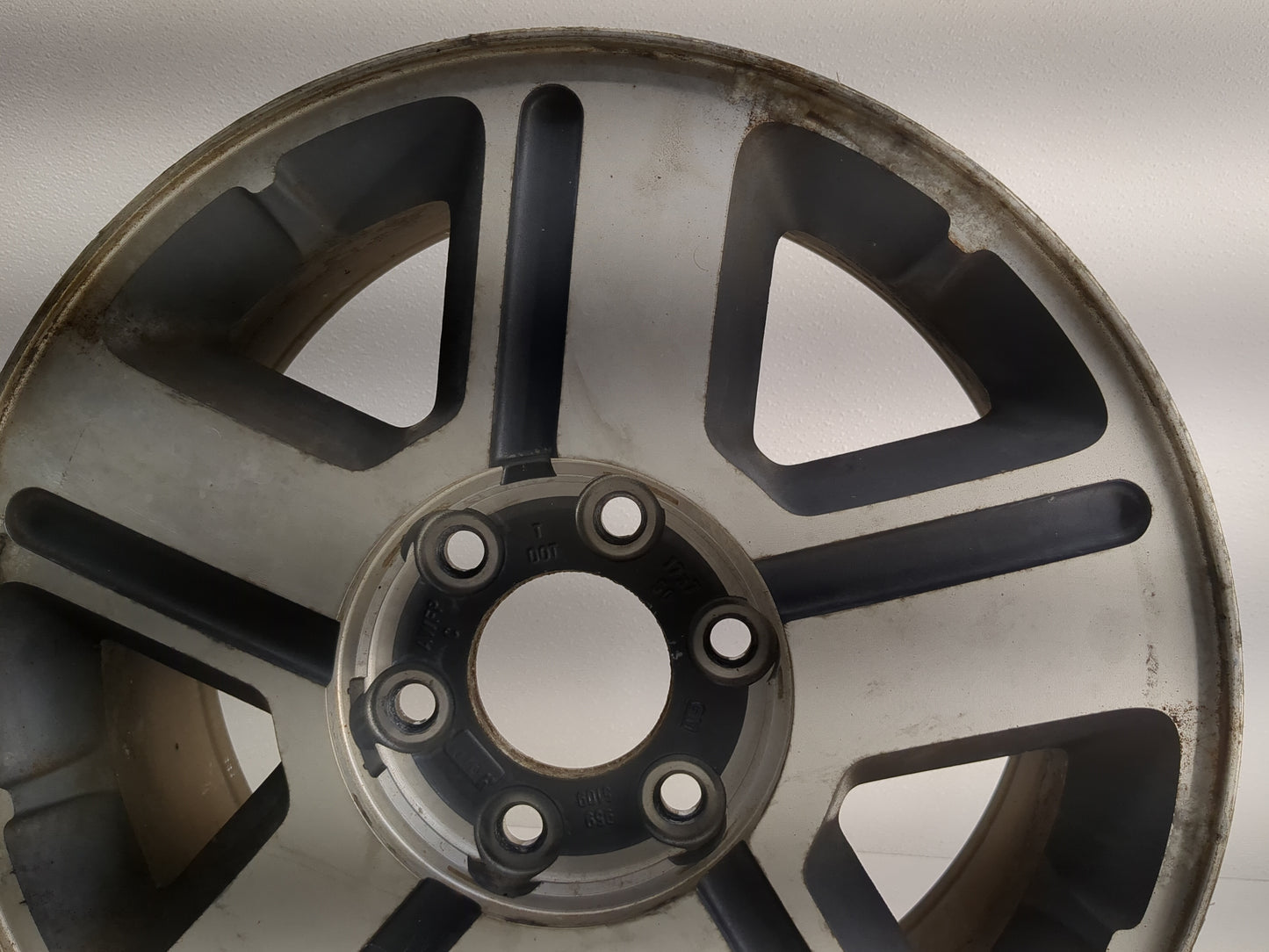 2004-2009 Chevrolet Trailblazer Oem Wheel Rim - Oemusedautoparts1.com