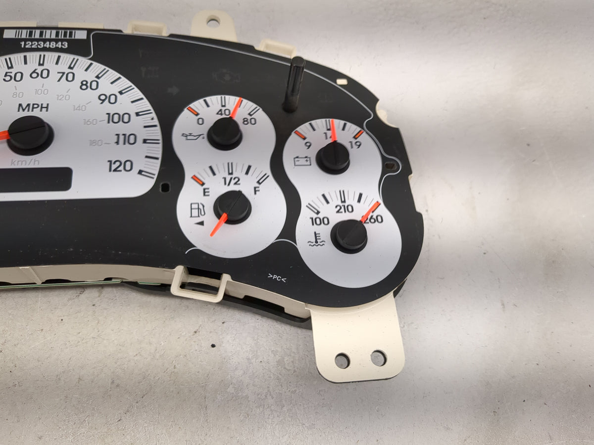2005 Chevrolet Trailblazer Instrument Cluster Speedometer Gauges P/N:10356460 Miles:158K Fits OEM Used Auto Parts - Oemuseda