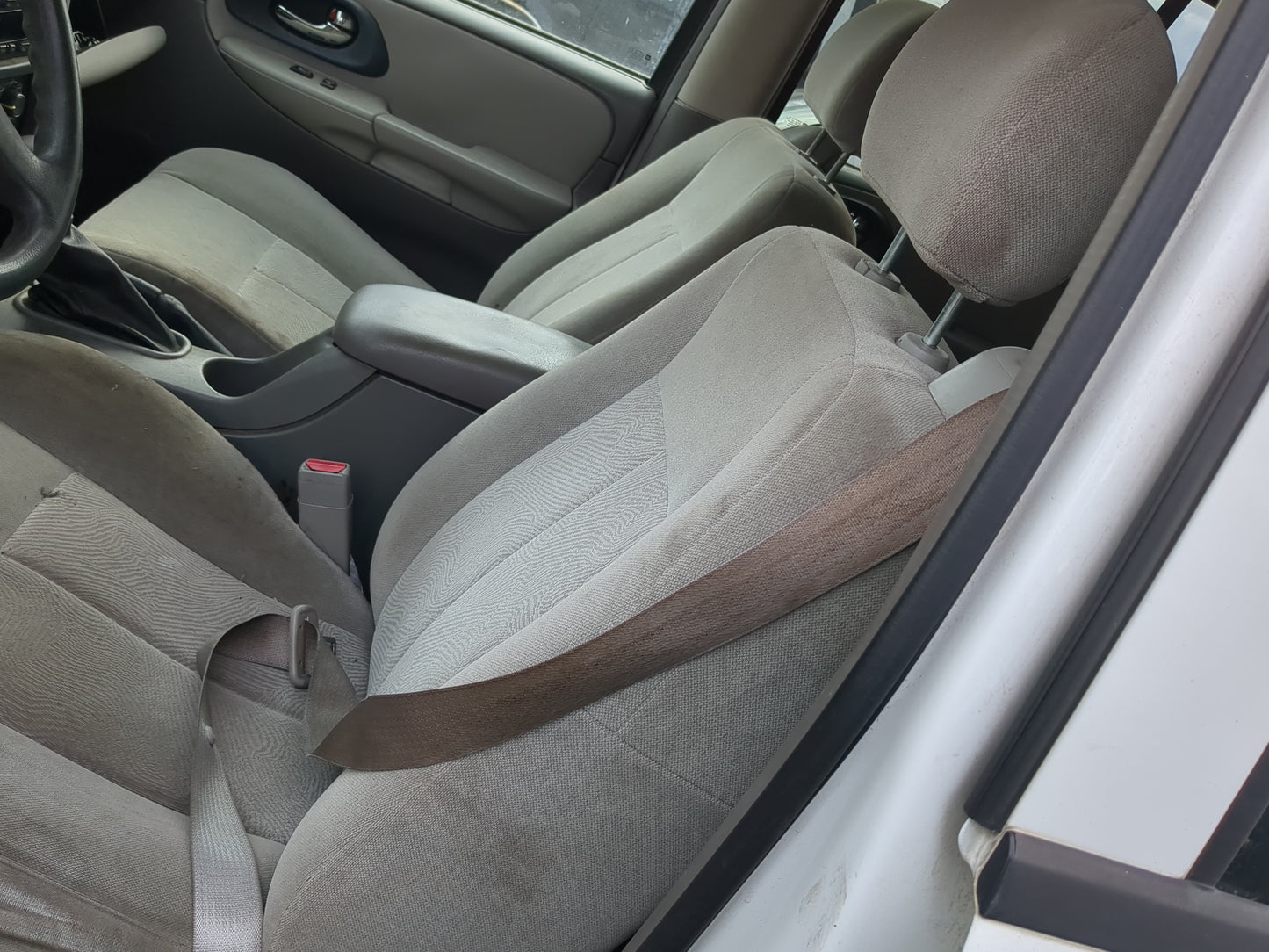 2005-2009 Chevrolet Trailblazer Driver Front Seat Oem 1214670 - Oemusedautoparts1.com