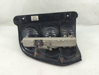 2002-2009 Chevrolet Trailblazer Tail Light Assembly Passenger Right OEM P/N:15131579 Fits OEM Used Auto Parts - Oemusedautop