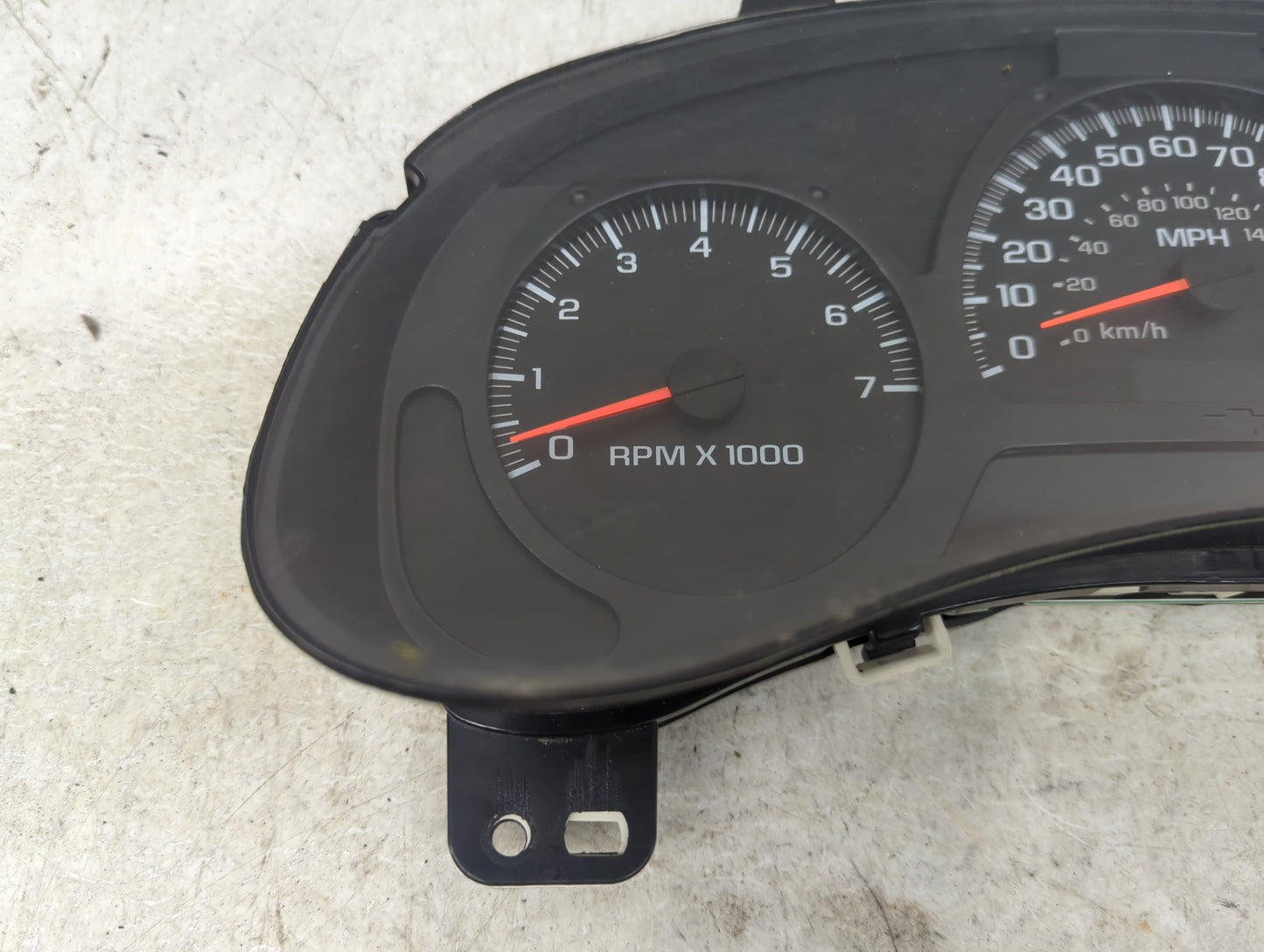 2005 Chevrolet Trailblazer Instrument Cluster Speedometer Gauges P/N:15241707 Fits OEM Used Auto Parts - Oemusedautoparts1.c