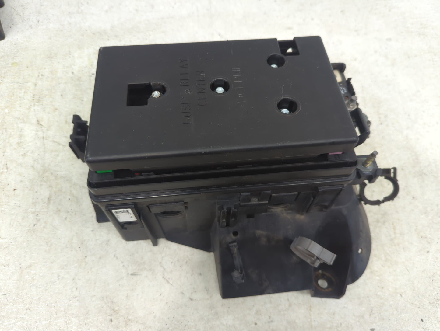 2004-2005 Chevrolet Trailblazer Fusebox Fuse Box Panel Relay Module Fits Fits 2004 2005 OEM Used Auto Parts - Oemusedautopar