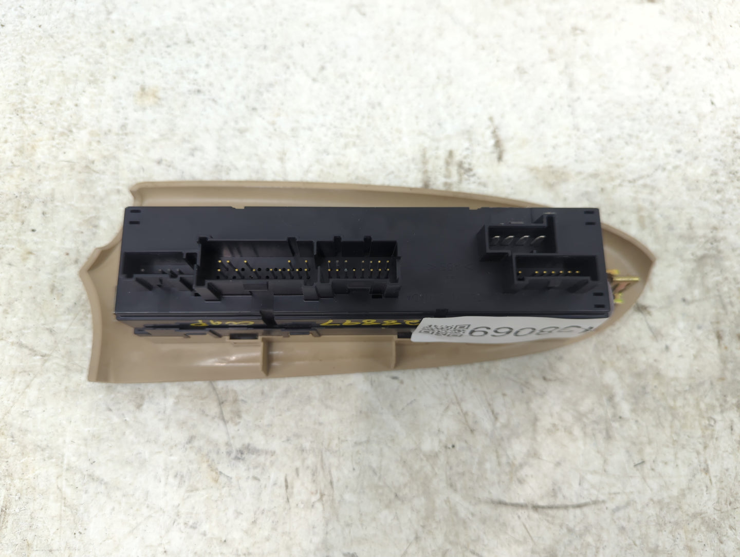 2005 Chevrolet Trailblazer Master Power Window Switch Replacement Driver Side Left P/N:15212592 Fits OEM Used Auto Parts - O