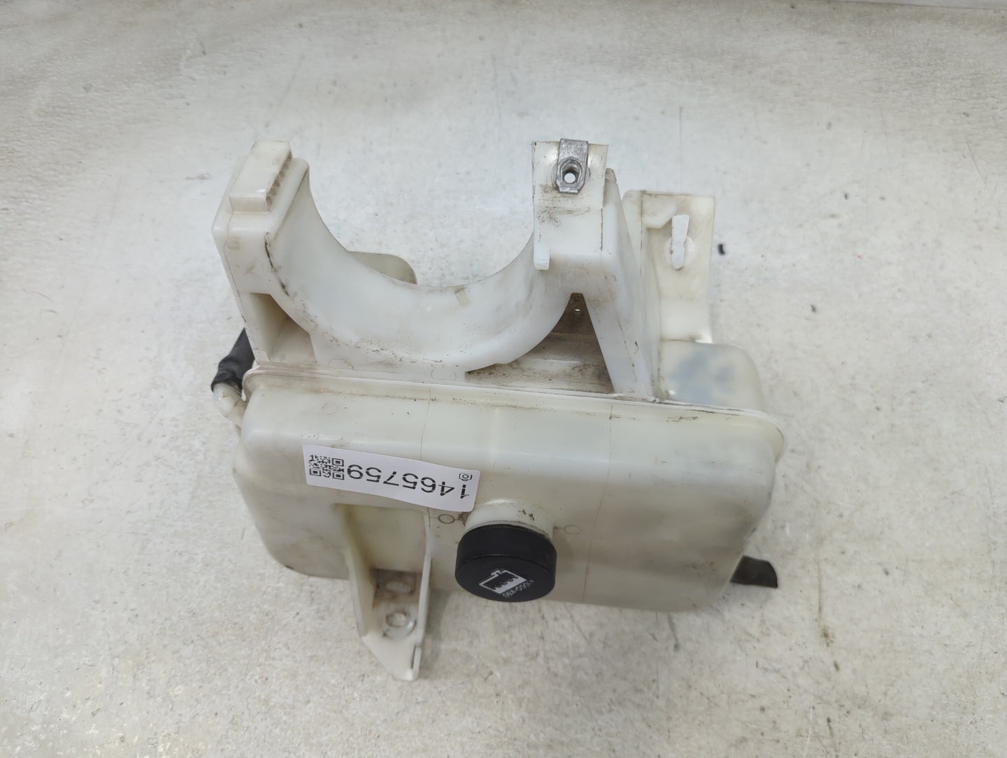 2002 Trailblazer Radiator Coolant Overflow Expansion Tank Bottle - Oemusedautoparts1.com