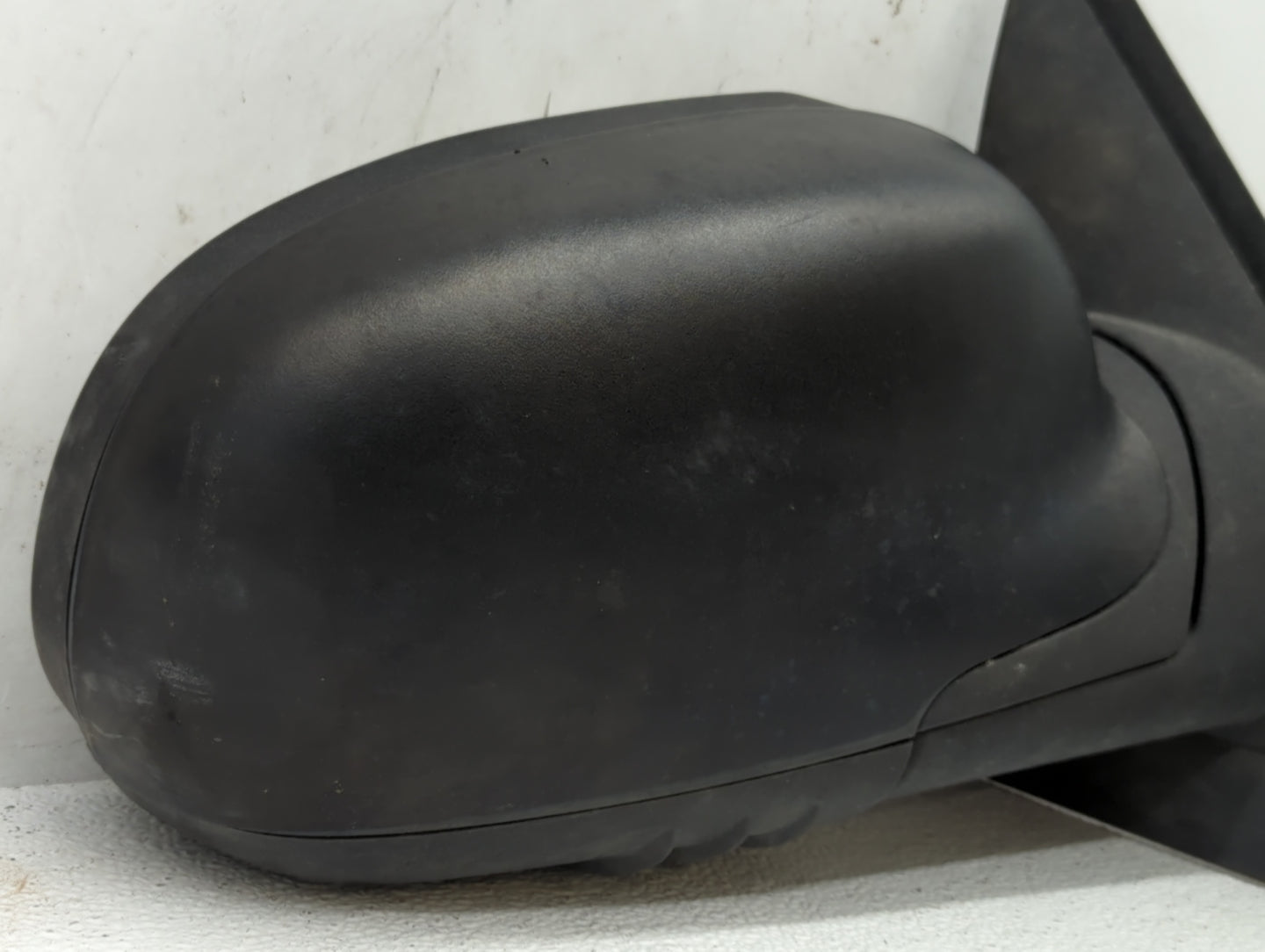 2002-2009 Chevrolet Trailblazer Passenger Side View Mirror - Right Door Mirror OEM Used - Oemusedautoparts1.com