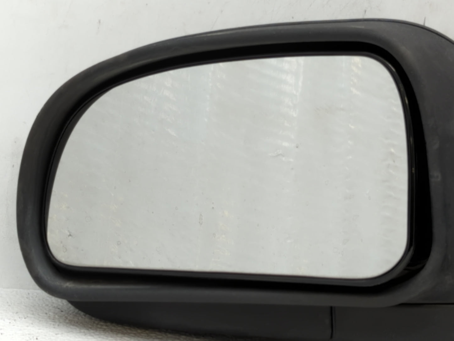 2002-2009 Chevrolet Trailblazer Driver Side View Mirror - Left Door Mirror OEM Used - Oemusedautoparts1.com