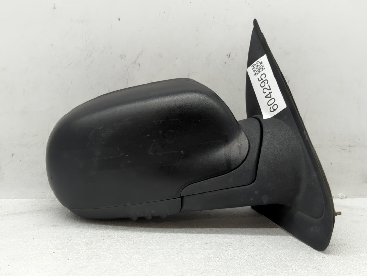 2002 Chevrolet Trailblazer Passenger Right Side View Manual Door Mirror - Oemusedautoparts1.com