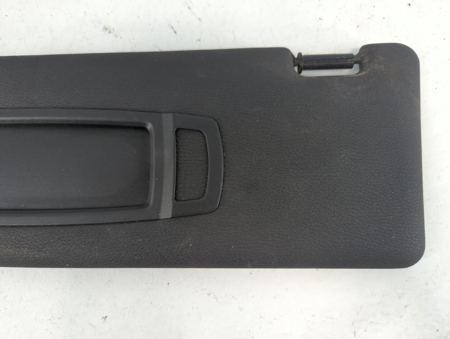 2005-2007 Chevrolet Trailblazer Sun Visor Shade Replacement Driver Left Mirror Fits Fits 2005 2006 2007 OEM Used Auto Parts 