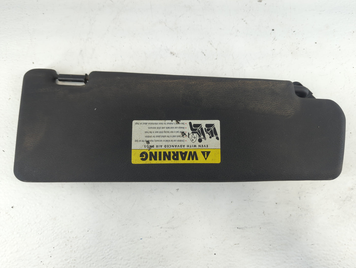 2005-2007 Chevrolet Trailblazer Sun Visor Shade Replacement Driver Left Mirror Fits Fits 2005 2006 2007 OEM Used Auto Parts 