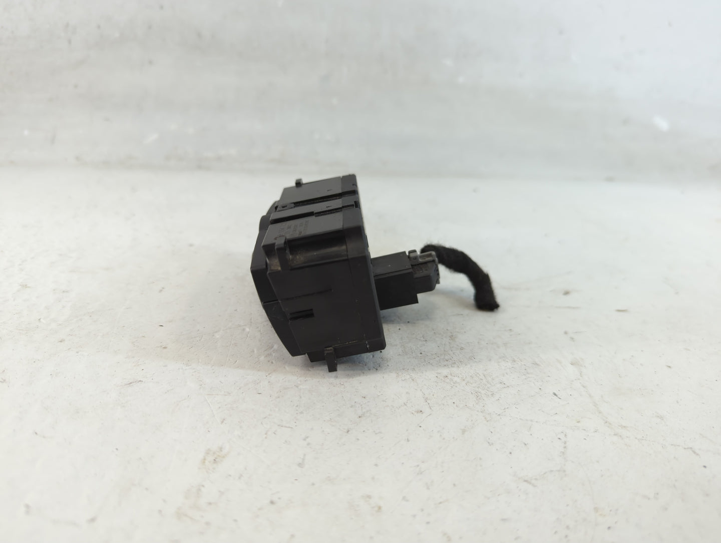 2002-2009 Chevrolet Trailblazer Headlight Head Light Switch Lamp Control - Oemusedautoparts1.com