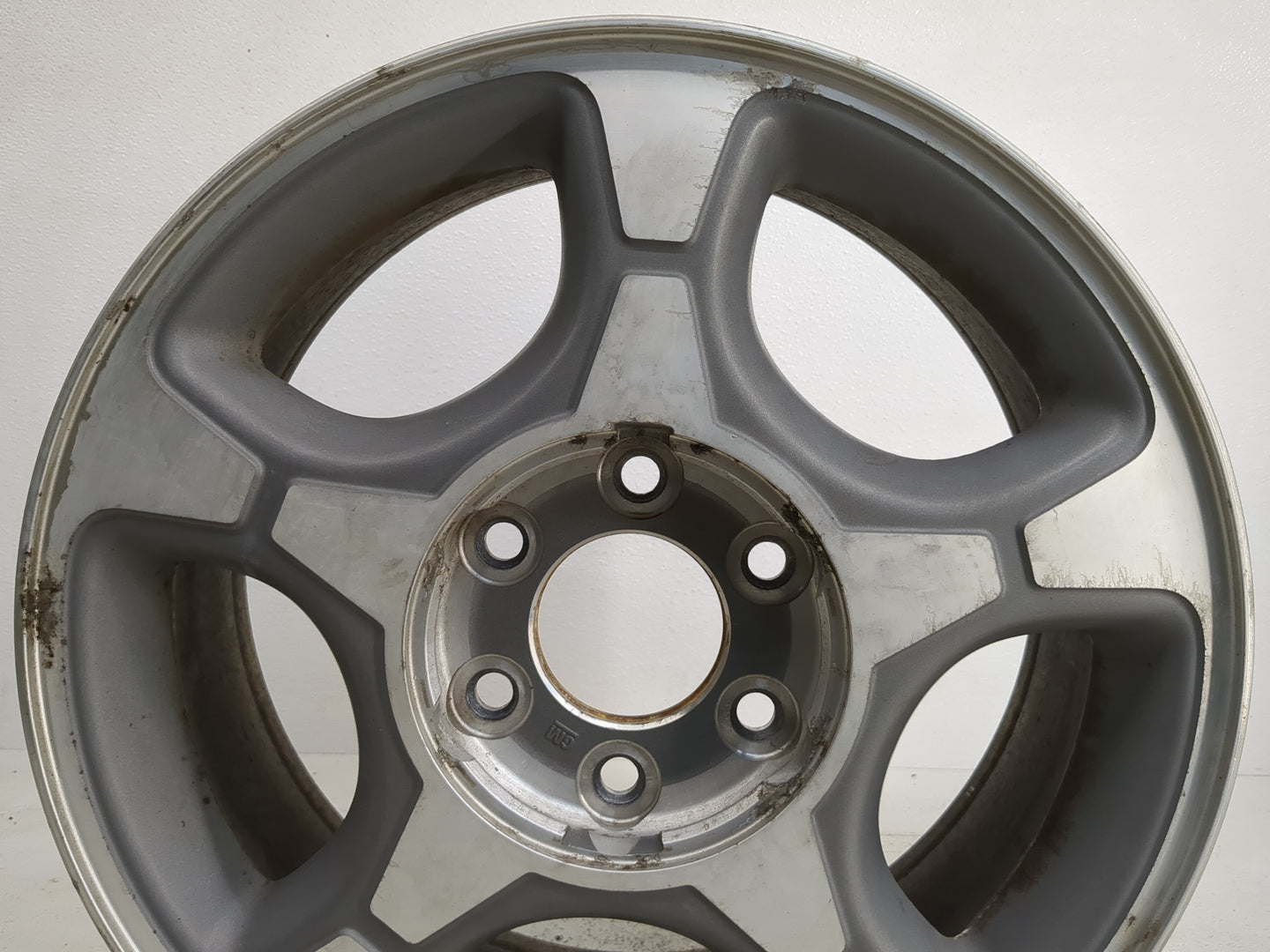 2004-2006 Chevrolet Trailblazer Ext Oem Wheel Rim - Oemusedautoparts1.com