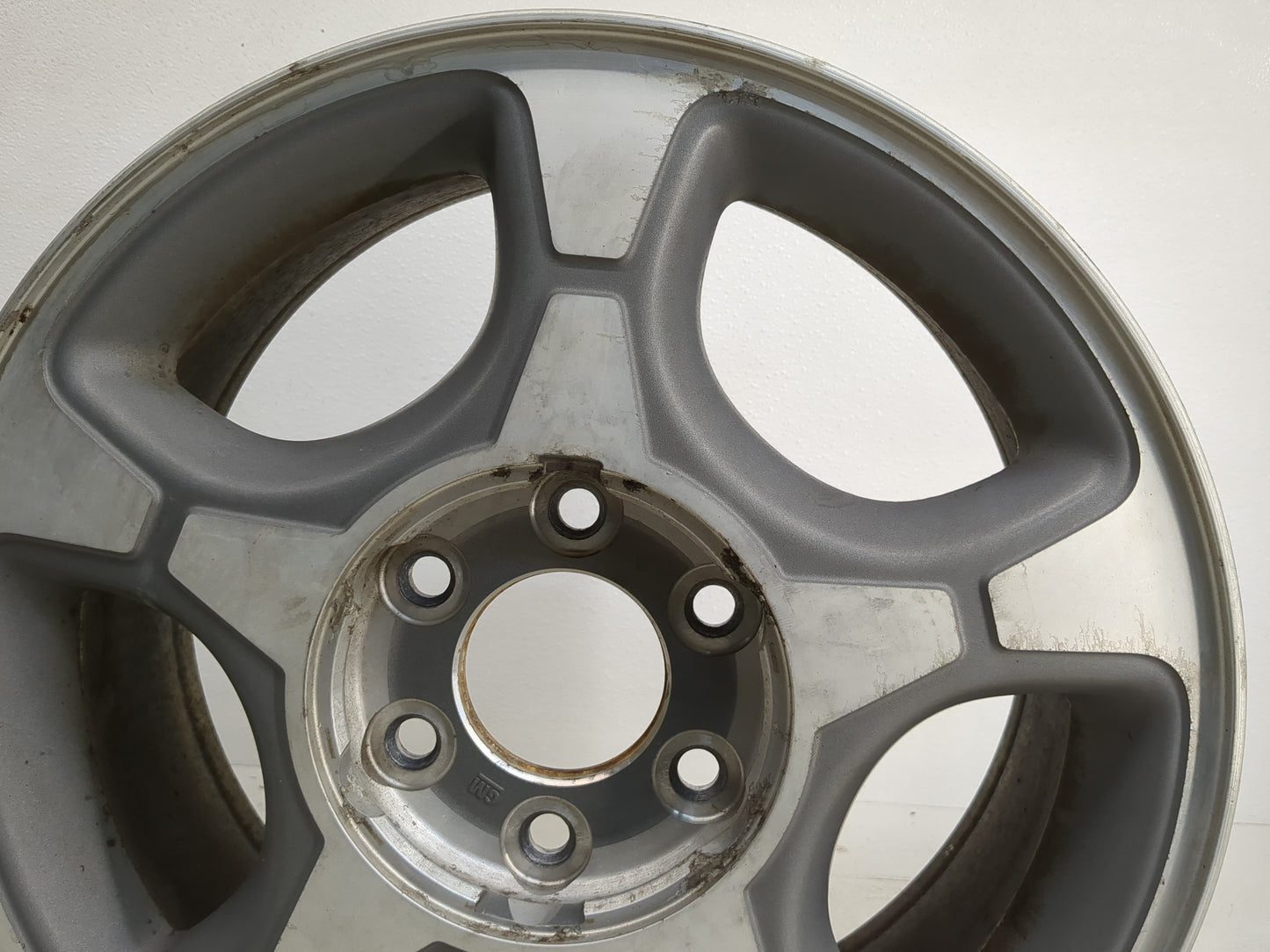 2004-2006 Chevrolet Trailblazer Ext Oem Wheel Rim - Oemusedautoparts1.com