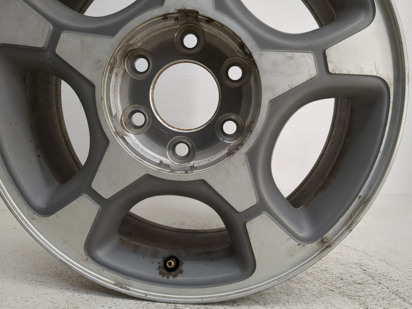 2004-2006 Chevrolet Trailblazer Ext Oem Wheel Rim - Oemusedautoparts1.com