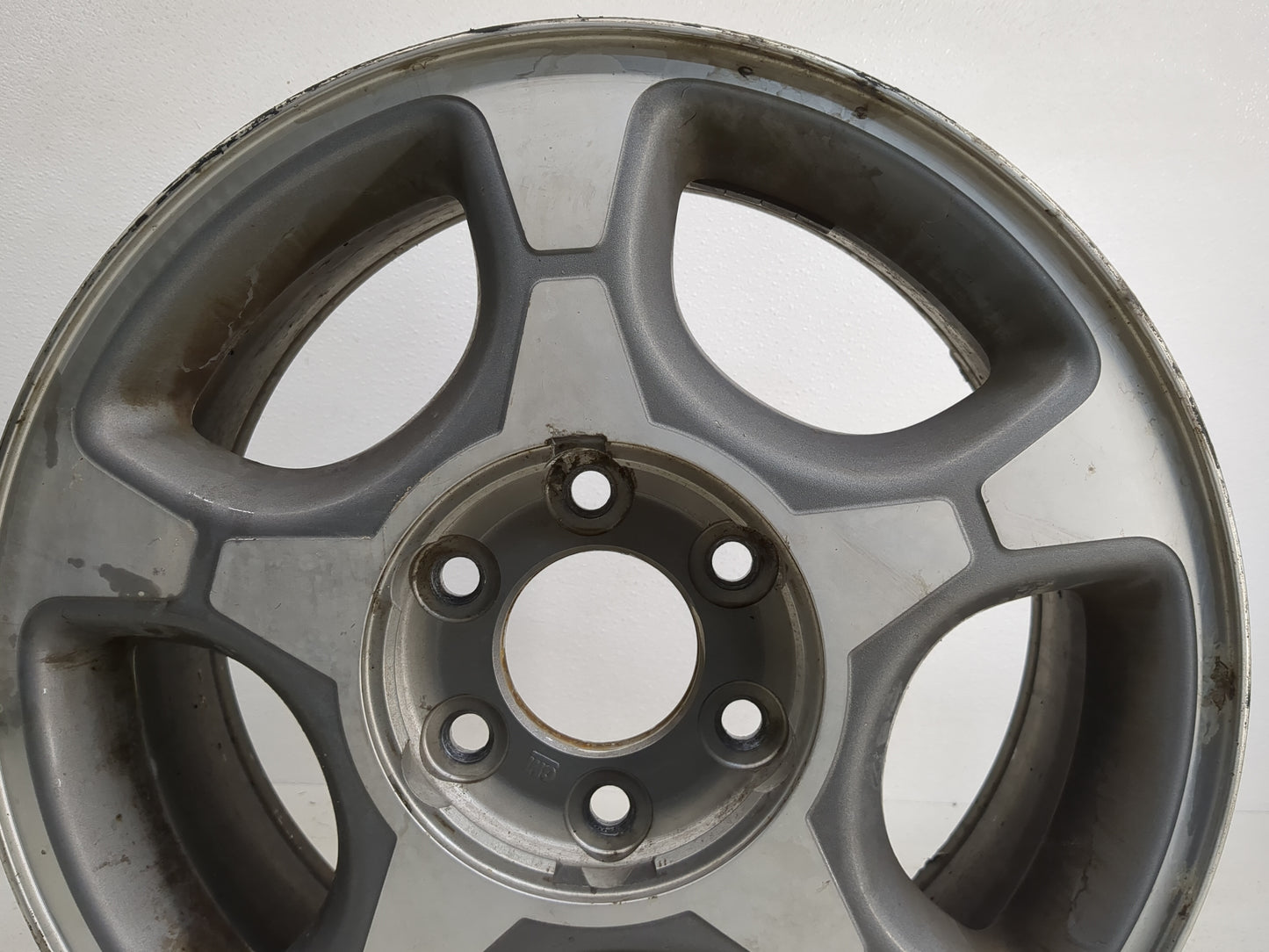 2004-2006 Chevrolet Trailblazer Ext Oem Wheel Rim 1227769 - Oemusedautoparts1.com
