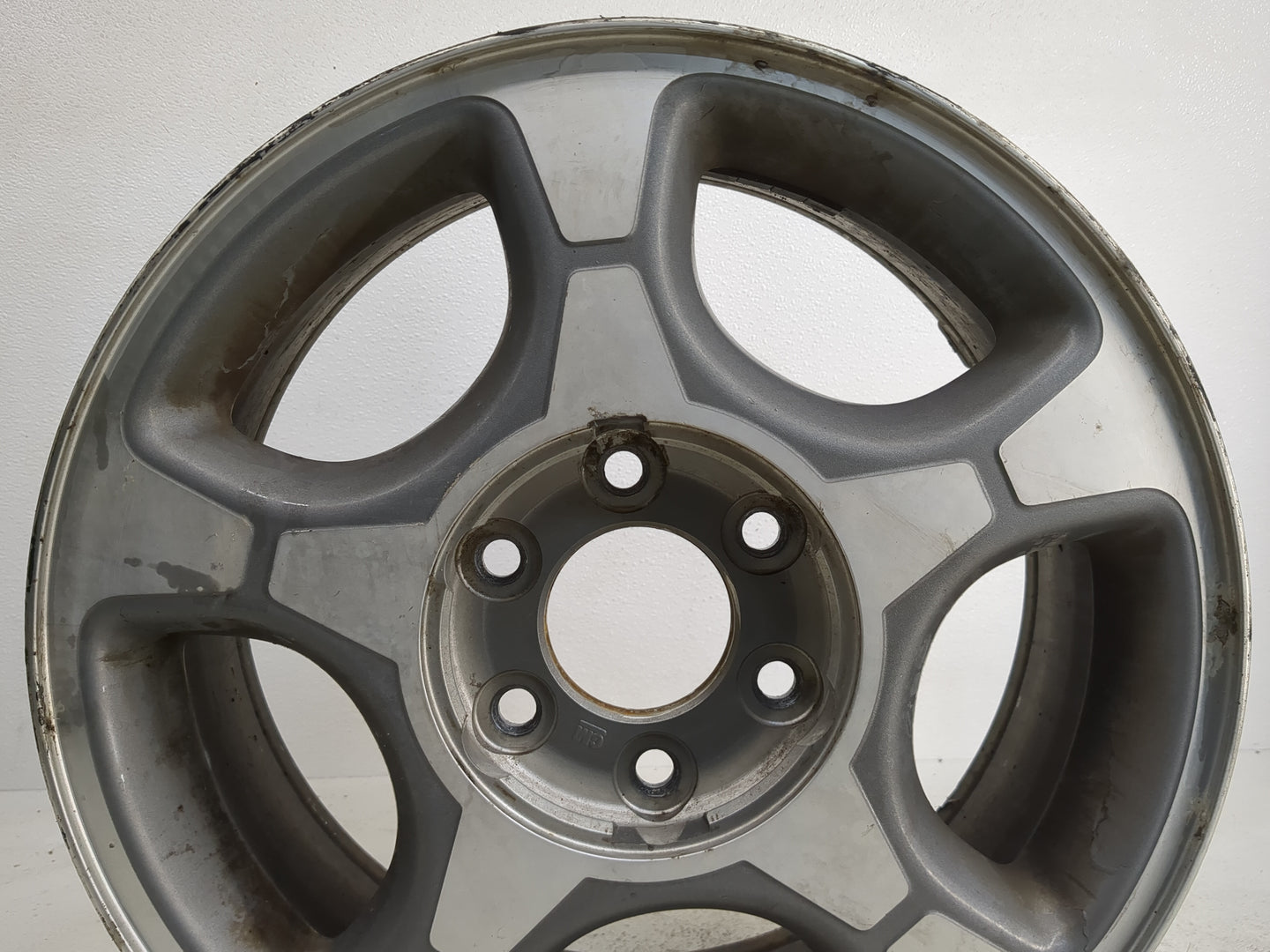 2004-2006 Chevrolet Trailblazer Ext Oem Wheel Rim - Oemusedautoparts1.com