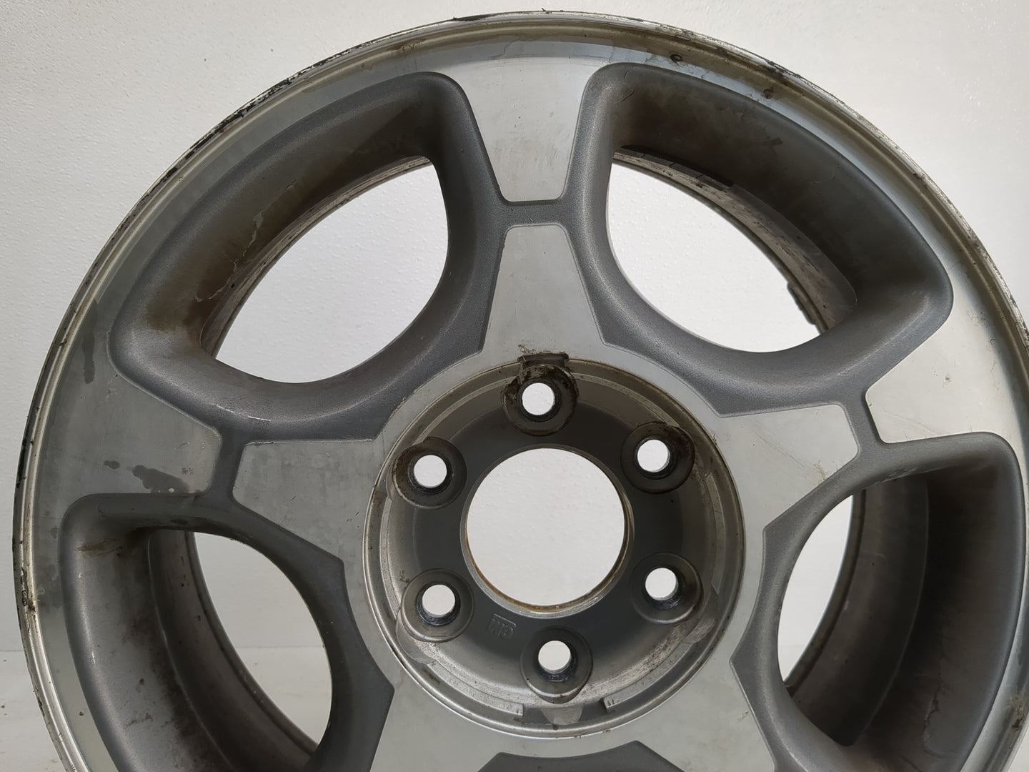 2004-2006 Chevrolet Trailblazer Ext Oem Wheel Rim - Oemusedautoparts1.com
