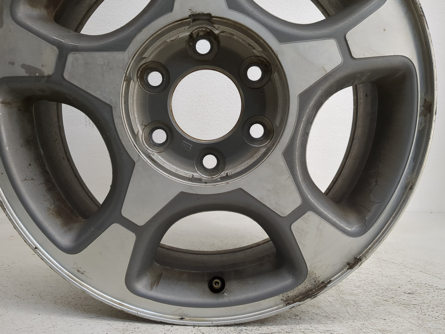2004-2006 Chevrolet Trailblazer Ext Oem Wheel Rim - Oemusedautoparts1.com