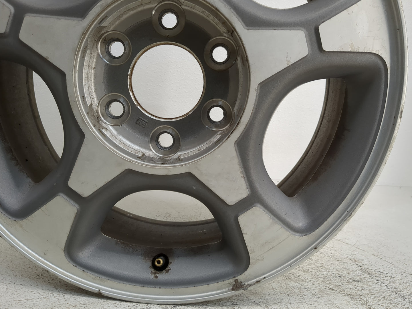 2004-2006 Chevrolet Trailblazer Ext Oem Wheel Rim - Oemusedautoparts1.com