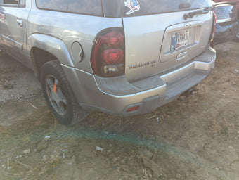 compare product 2002-2006 Chevrolet Trailblazer Ext Rear Bumper Assembly Oem 1228466