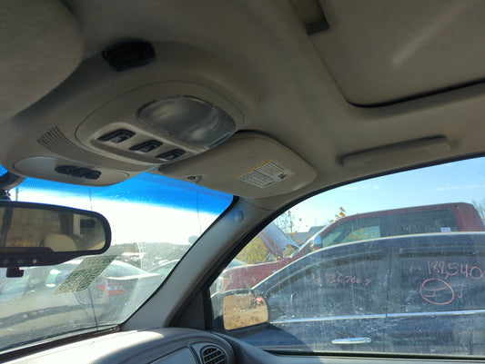 2005-2006 Chevrolet Trailblazer Ext Sun Visor Shade Replacement Passenger Right Mirror Fits Fits 2005 2006 2007 OEM Used Aut