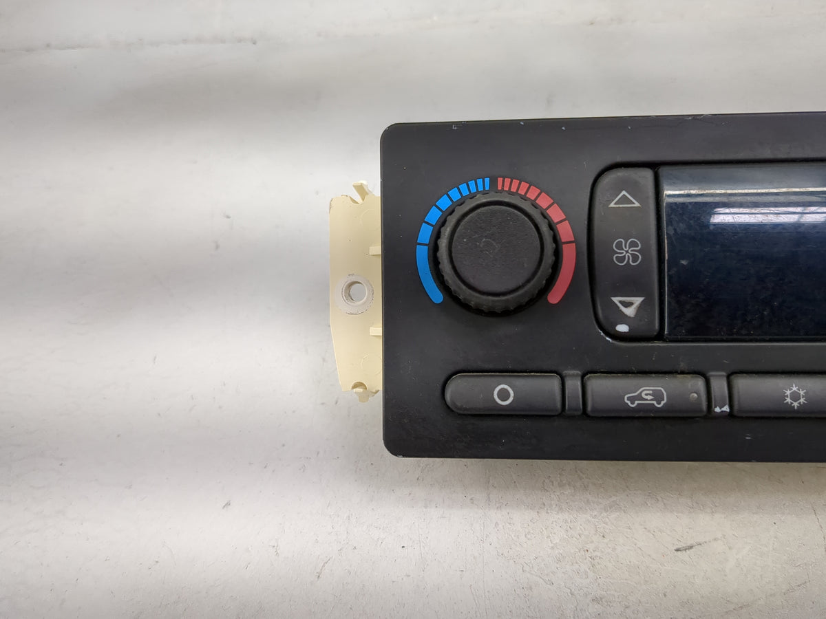 2003-2006 Chevrolet Trailblazer Ext Climate Control Module Temperature AC/Heater Replacement P/N:15220319 Fits OEM Used Auto