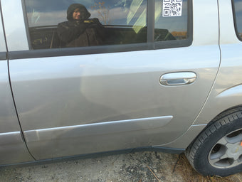 compare product 2005-2006 Chevrolet Trailblazer Ext Driver Rear Door Oem 1228520