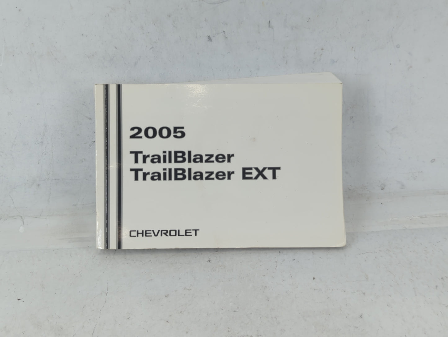 2005 Chevrolet Trailblazer Ext Owners Manual Book Guide P/N:05TBLAZER B OEM Used Auto Parts - Oemusedautoparts1.com