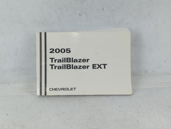 compare product 2005 Chevrolet Trailblazer Ext Owners Manual Book Guide P/N:05TBLAZER B OEM Used Auto Parts