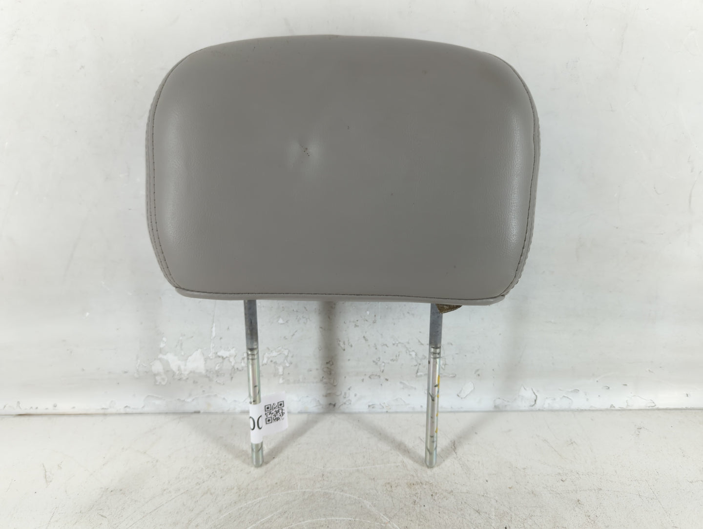 2005-2006 Chevrolet Trailblazer Ext Headrest Head Rest Rear Seat - Oemusedautoparts1.com