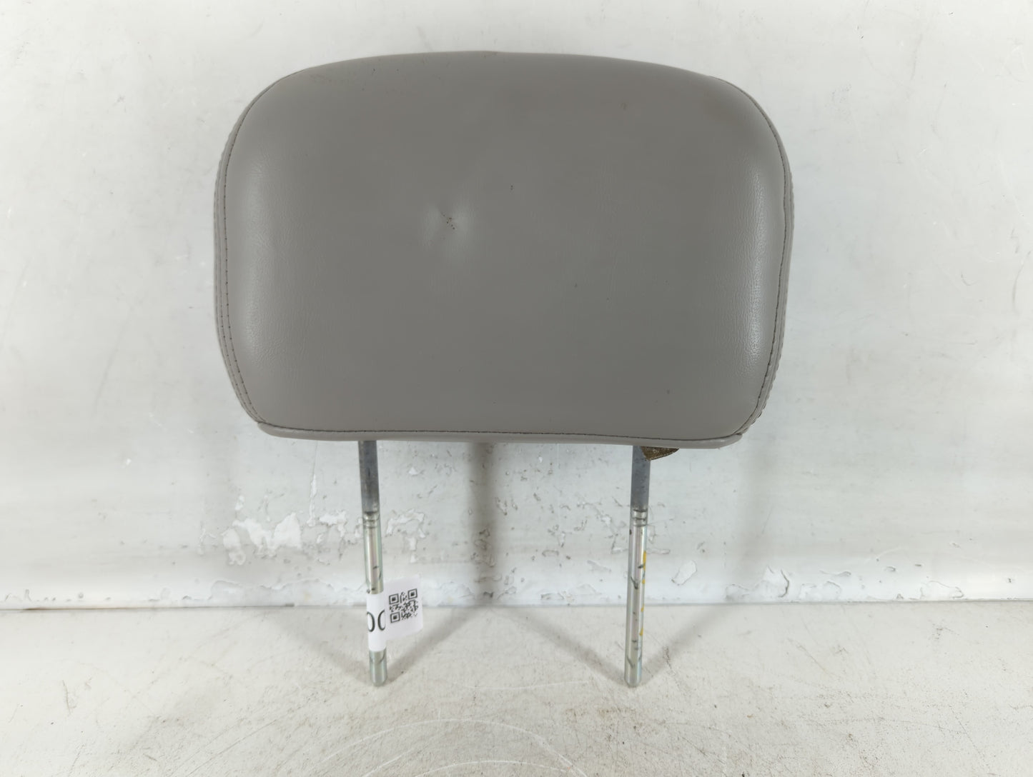 2005-2006 Chevrolet Trailblazer Ext Headrest Head Rest Rear Seat - Oemusedautoparts1.com