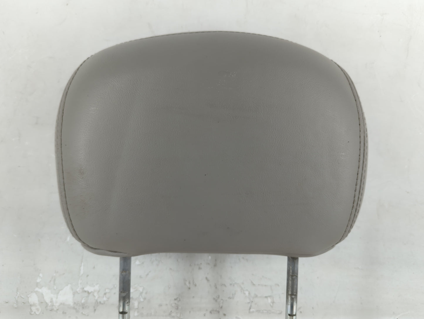 2005-2006 Chevrolet Trailblazer Ext Headrest Head Rest Rear Seat - Oemusedautoparts1.com