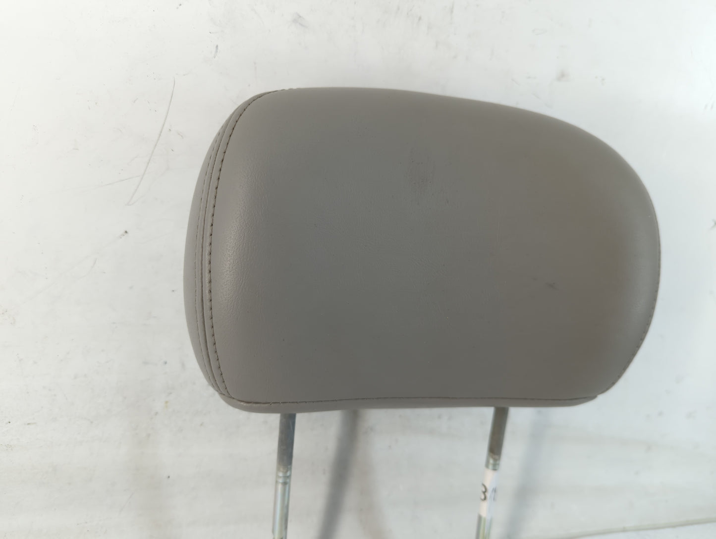 2005-2006 Chevrolet Trailblazer Ext Headrest Head Rest Front Driver Passenger Seat Fits Fits 2005 2006 2007 2008 2009 OEM Us
