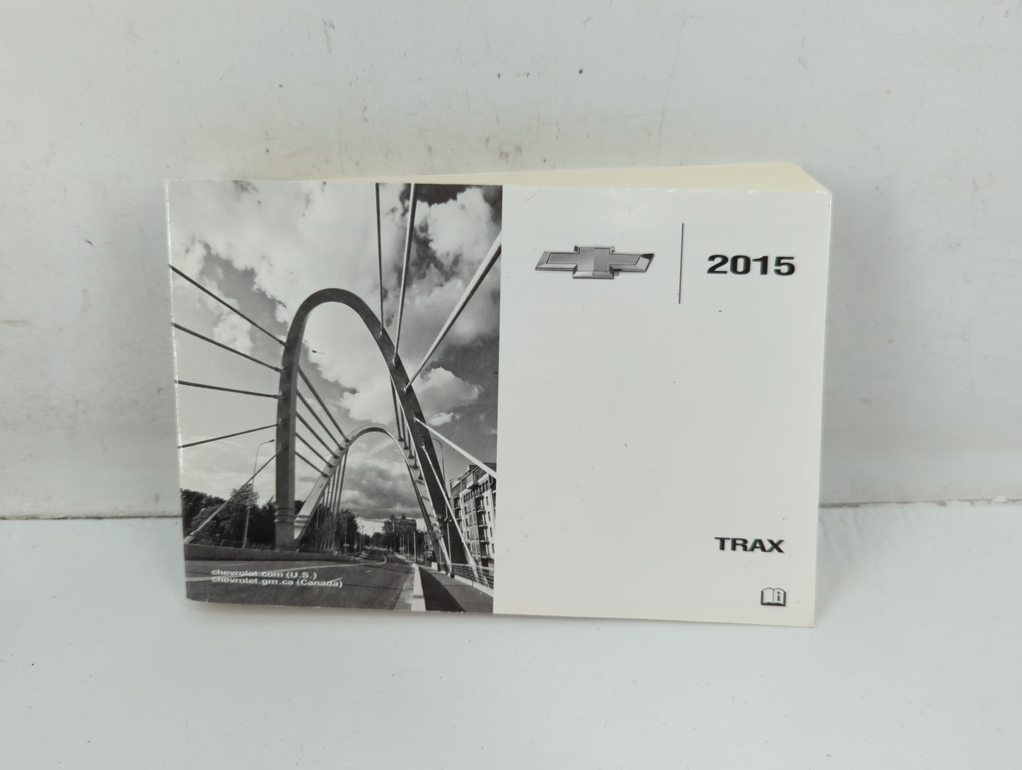 2005 Chevrolet Trax Owners Manual Book Guide P/N:23118885 A OEM Used Auto Parts - Oemusedautoparts1.com