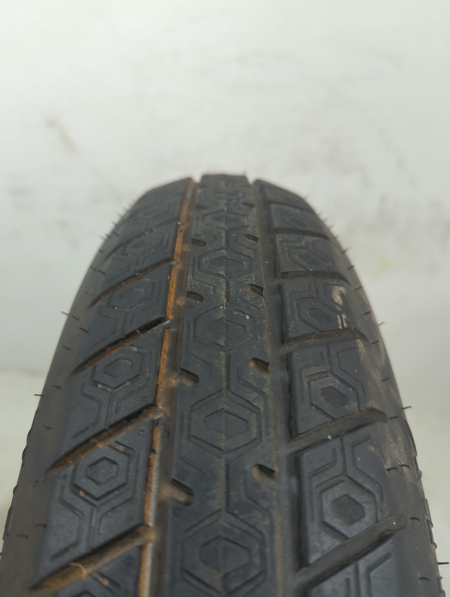 2005-2005 Chevrolet Uplander Spare Donut Tire Wheel Rim Oem - Oemusedautoparts1.com