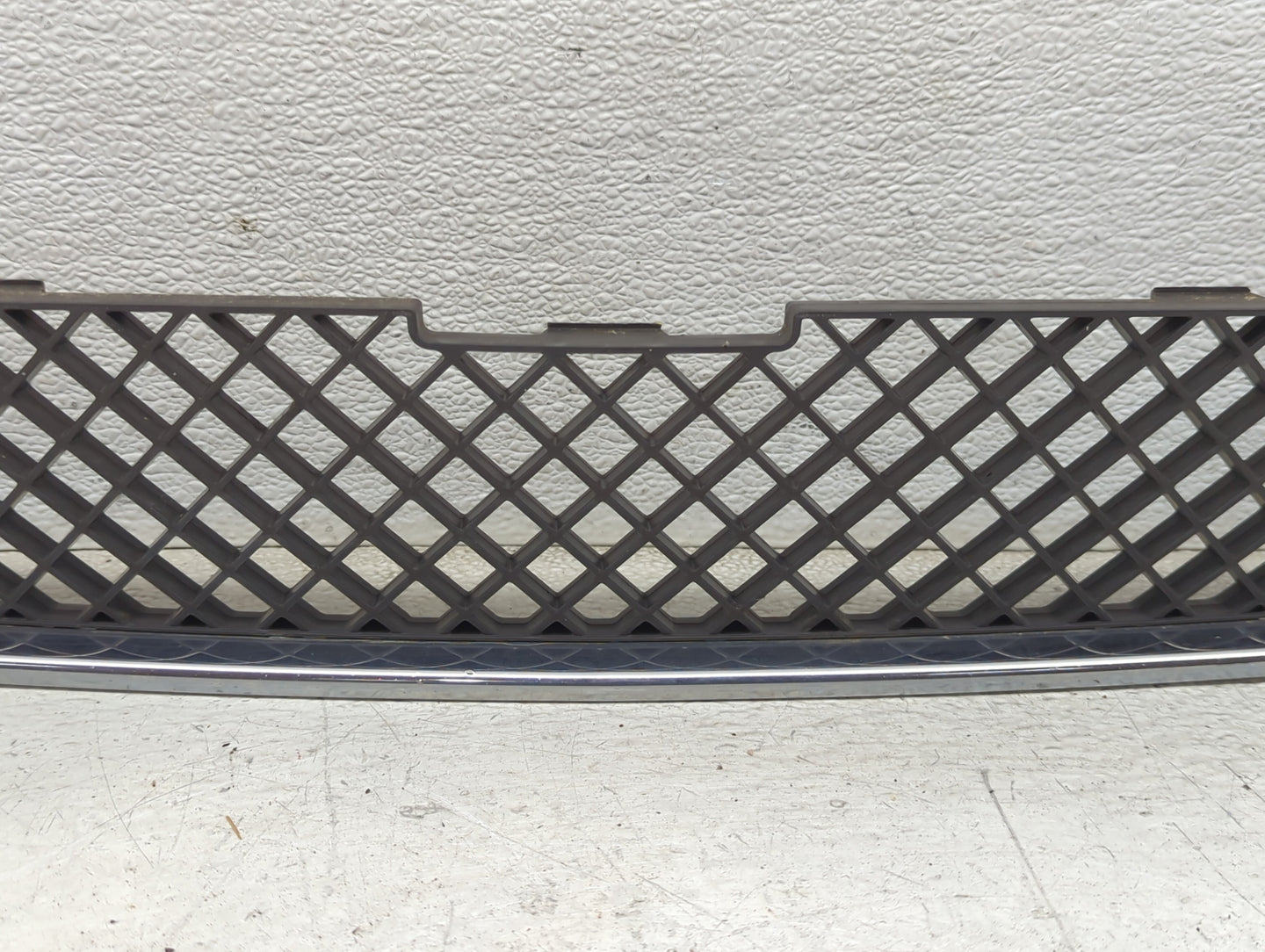 2005-2009 Chevrolet Uplander Front Bumper Grille - Oemusedautoparts1.com