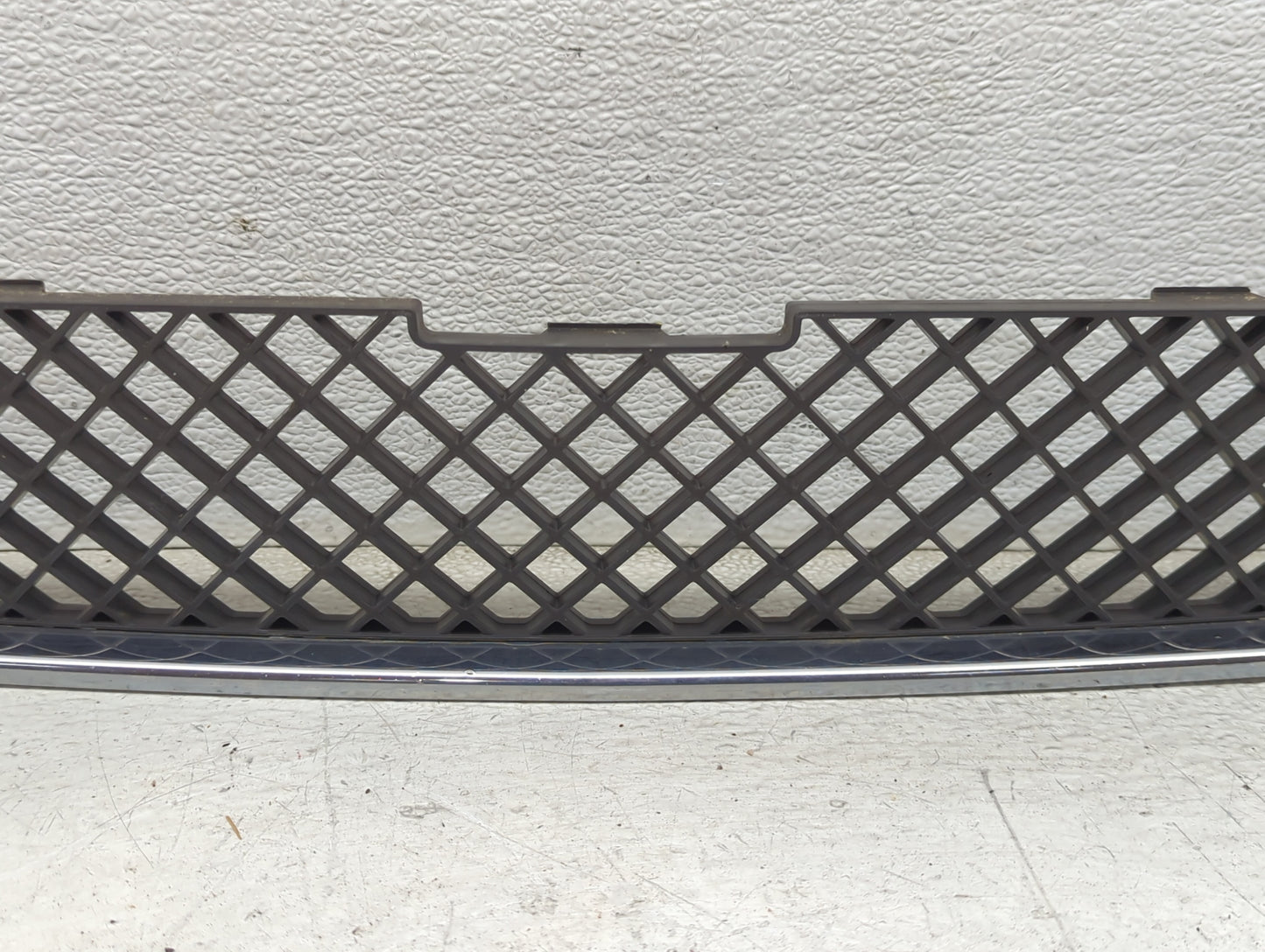 2005-2009 Chevrolet Uplander Front Bumper Grille - Oemusedautoparts1.com