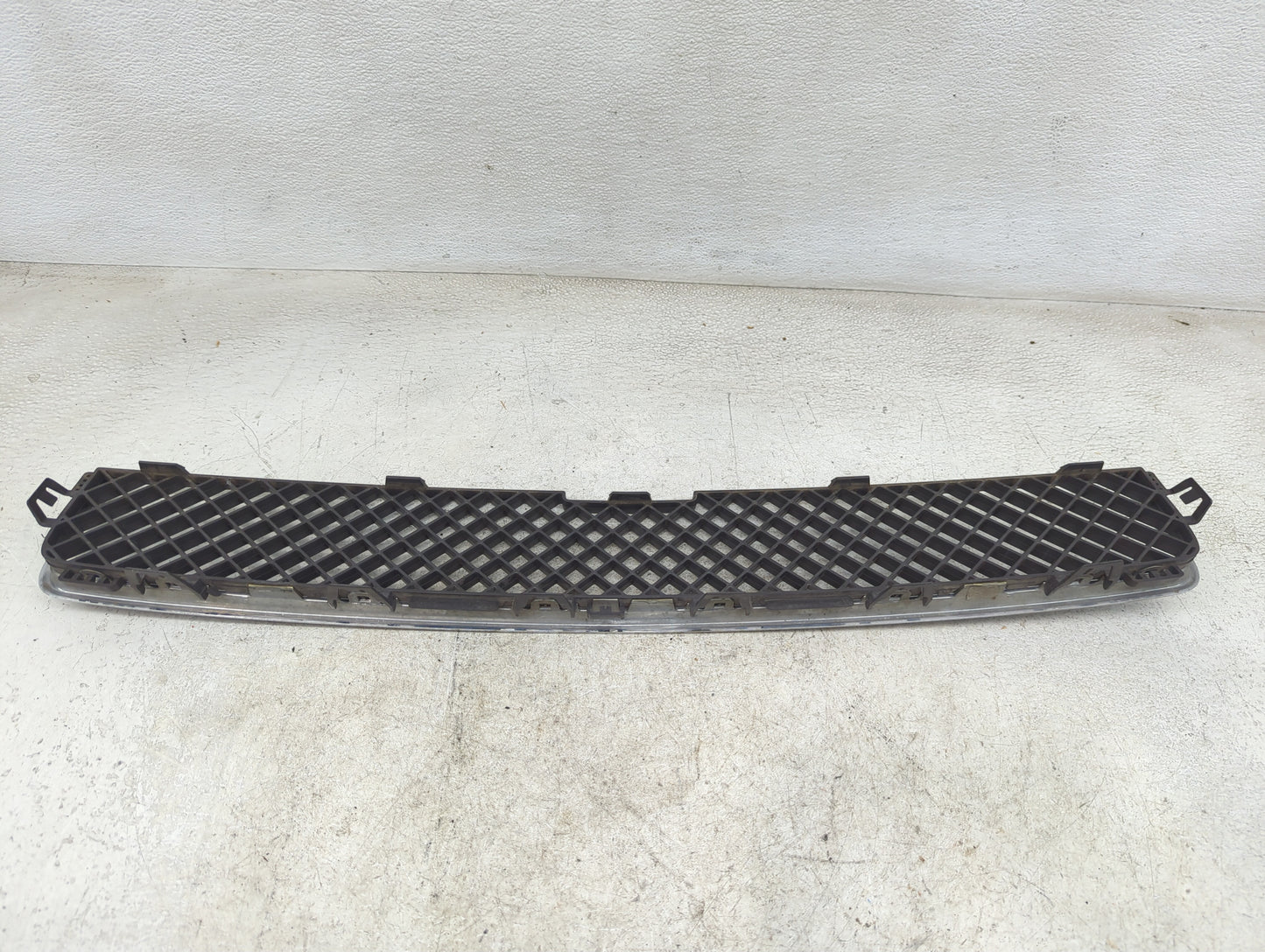 2005-2009 Chevrolet Uplander Front Bumper Grille - Oemusedautoparts1.com