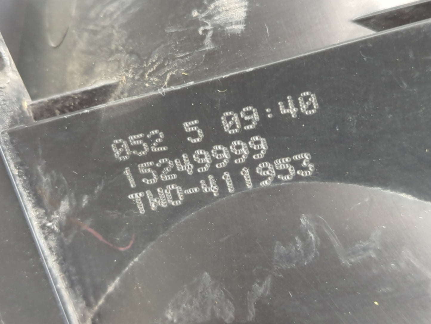 2005 Chevrolet Uplander Passenger Right Oem Head Light Headlight Lamp - Oemusedautoparts1.com