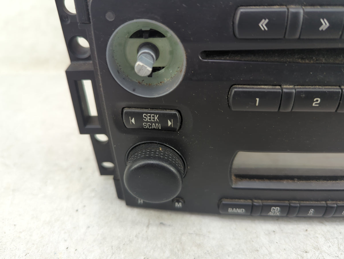 2005-2007 Chevrolet Uplander Radio AM FM Cd Player Receiver Replacement P/N:15286298 Fits Fits 2005 2006 2007 OEM Used Auto 
