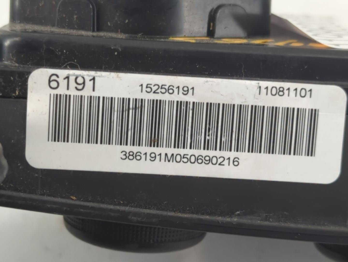 2005 Chevrolet Uplander Climate Control Module Temperature AC/Heater Replacement P/N:15256191 Fits OEM Used Auto Parts - Oem