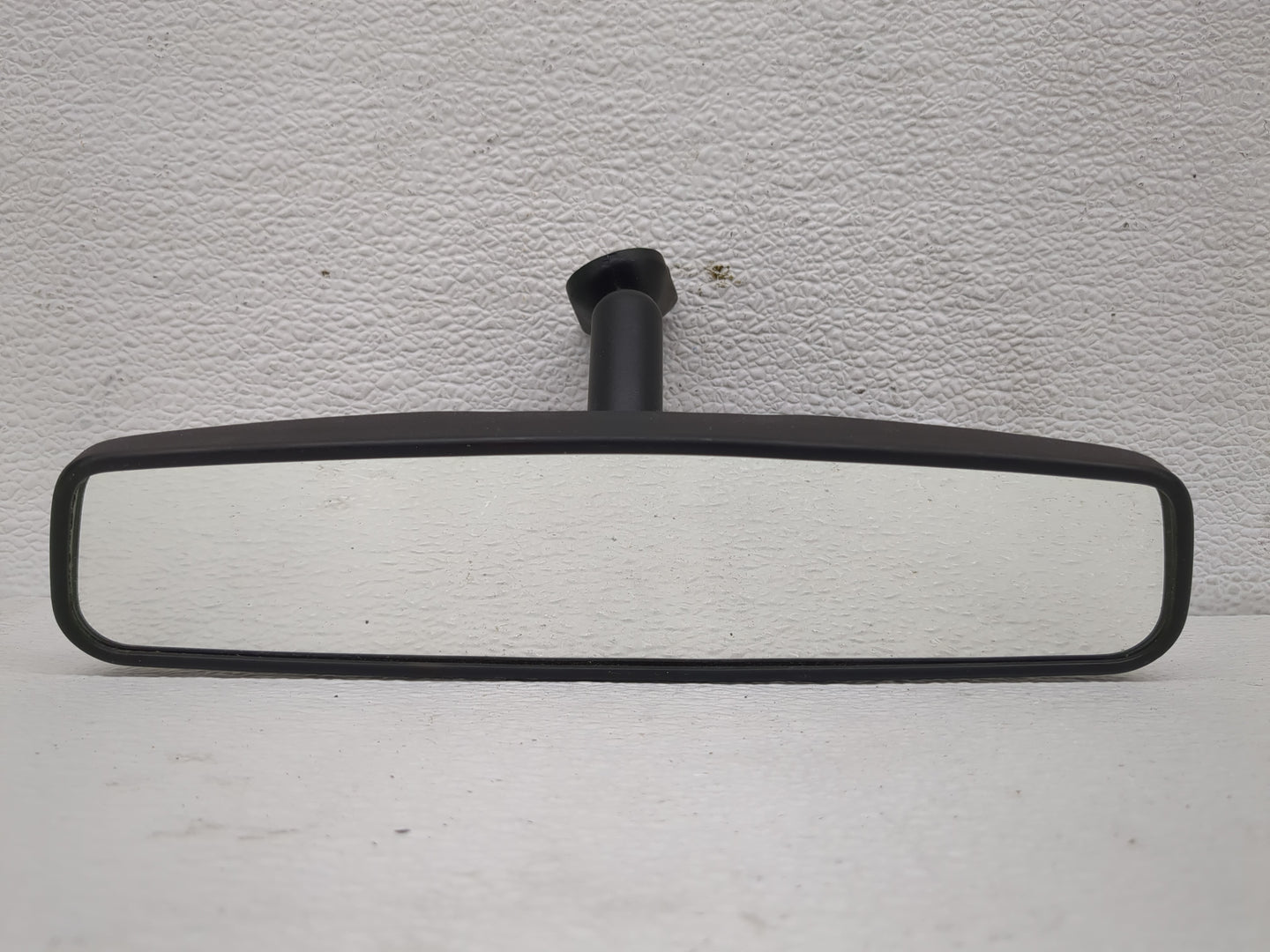 2005-2009 Chevrolet Uplander Interior Rear View Mirror Replacement OEM Fits OEM Used Auto Parts - Oemusedautoparts1.com