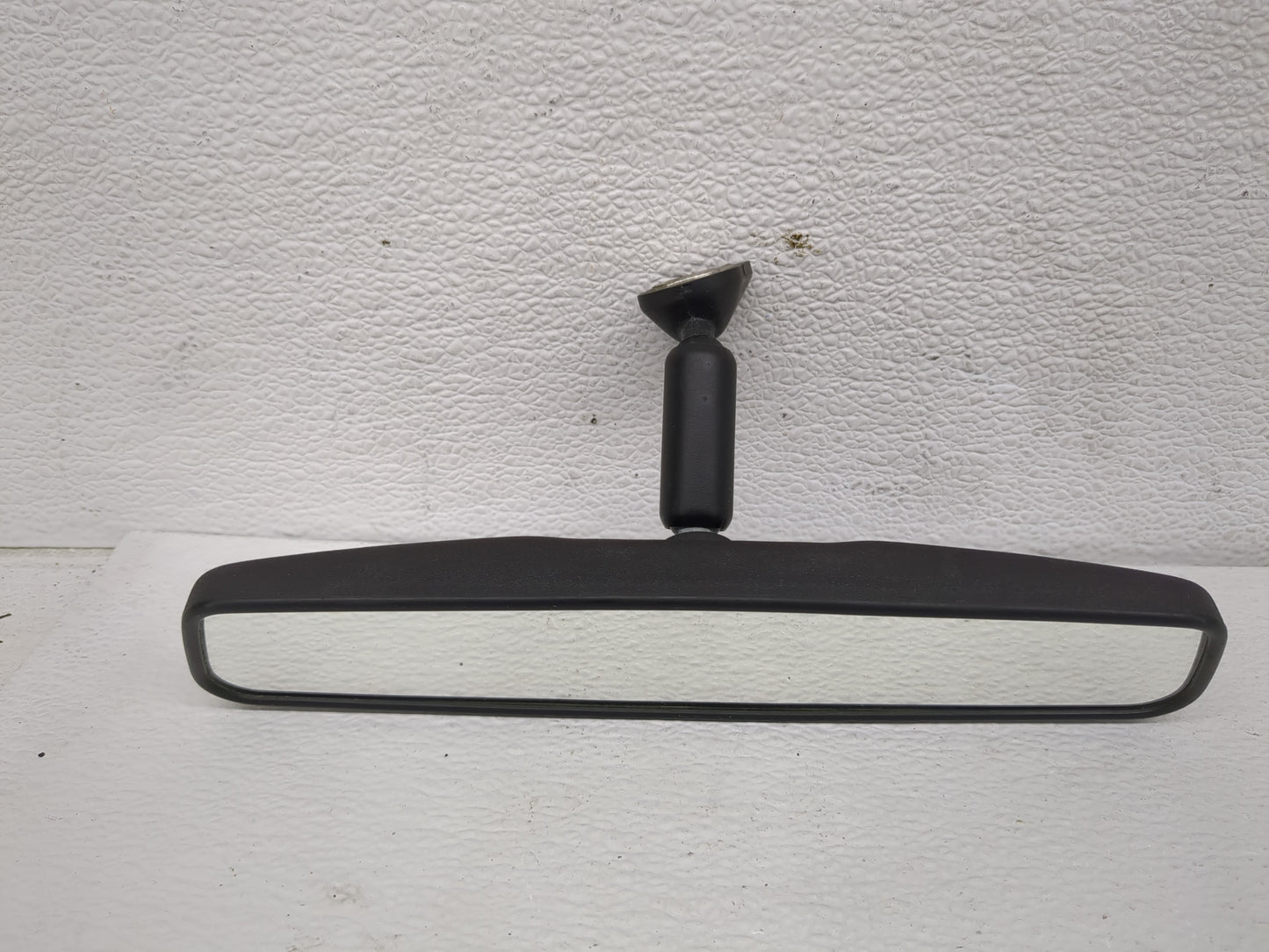 2005-2009 Chevrolet Uplander Interior Rear View Mirror Replacement OEM Fits OEM Used Auto Parts - Oemusedautoparts1.com