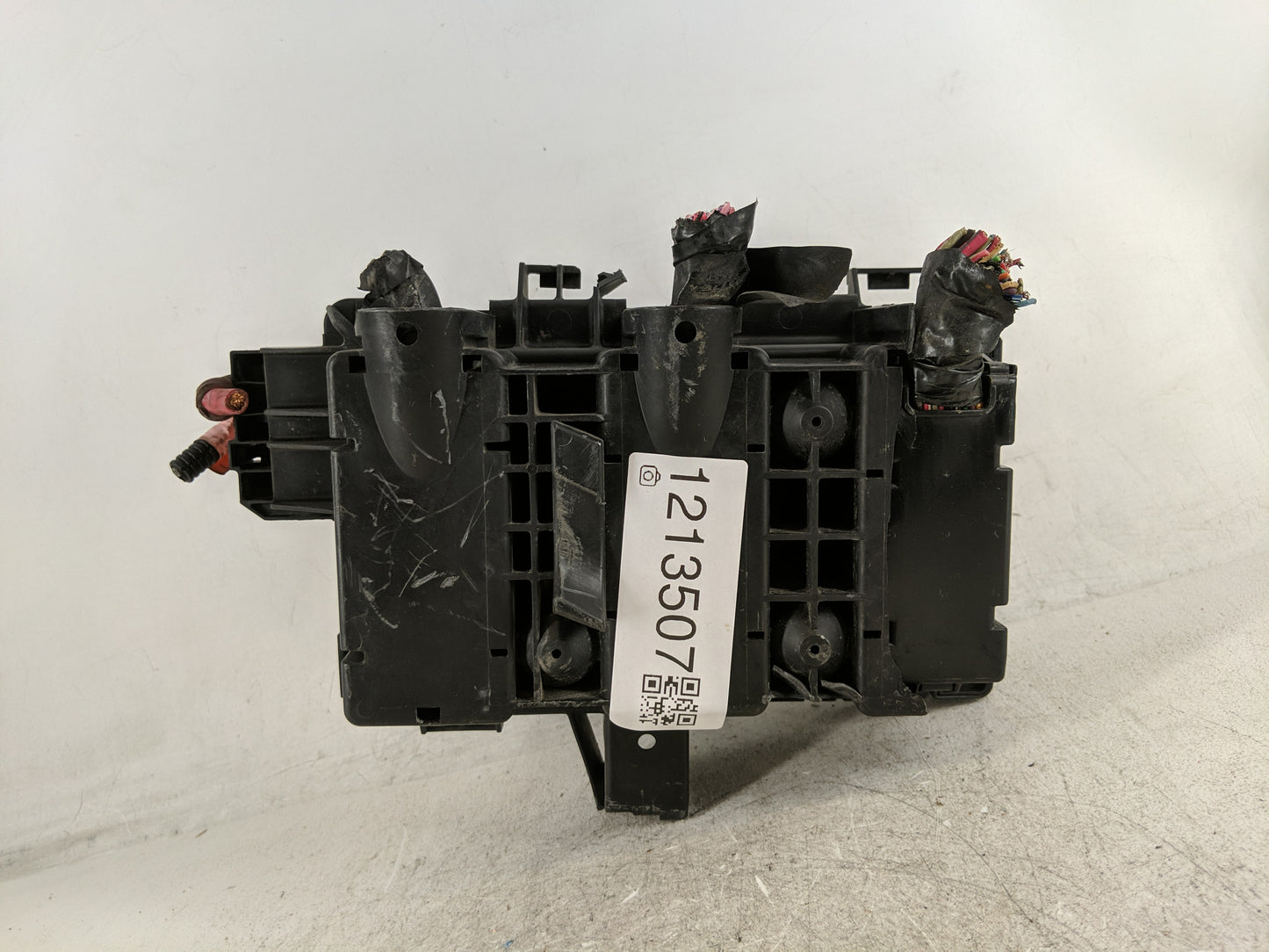 2005-2009 Chevrolet Uplander Fusebox Fuse Box Panel Relay Module P/N:15272681 Fits Fits 2005 2006 2007 2008 2009 OEM Used Au
