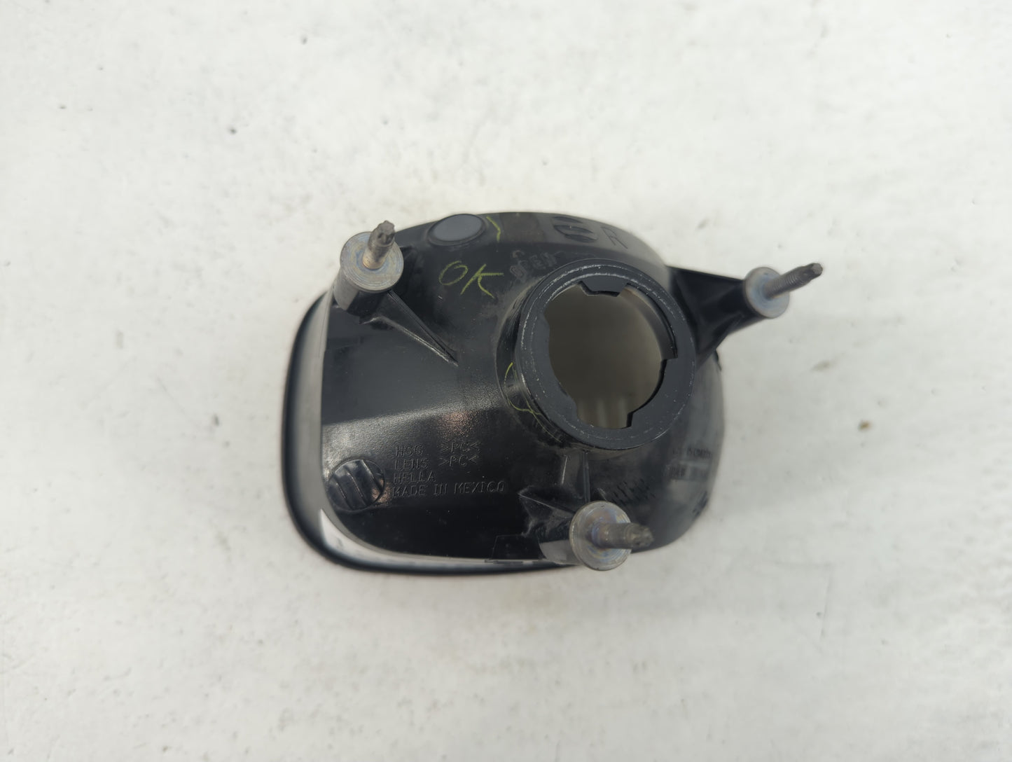 2005-2009 Chevrolet Uplander Passenger Right Oem Fog Light Lamp - Oemusedautoparts1.com