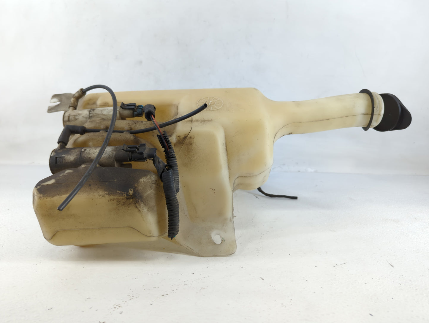 2005 Chevrolet Uplander Radiator Coolant Overflow Expansion Tank Bottle - Oemusedautoparts1.com