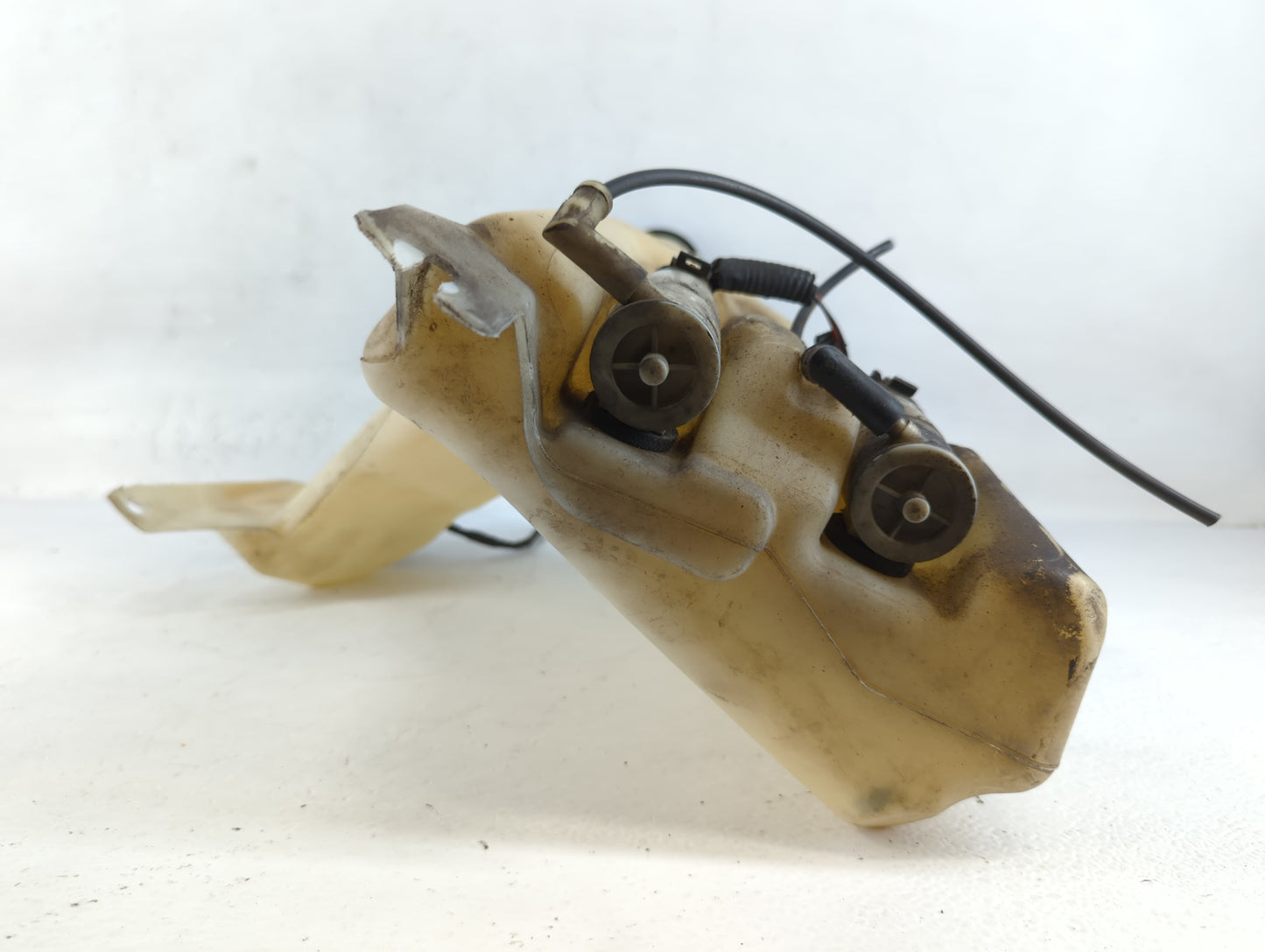 2005 Chevrolet Uplander Radiator Coolant Overflow Expansion Tank Bottle - Oemusedautoparts1.com